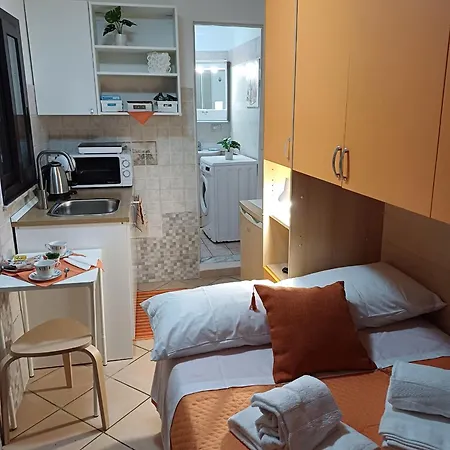 Dimora San Francesco 2 アパート *